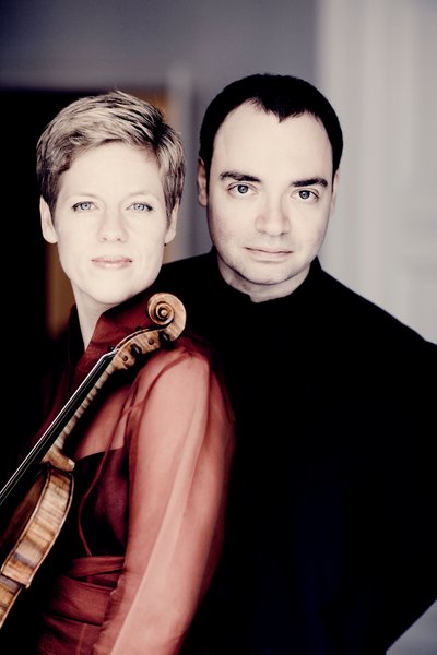 This is a picture of Isabelle Faust and Alexander Melnikov